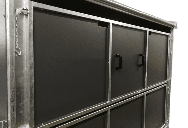 remorque bâchée avec 2 panneaux latéraux amovibles